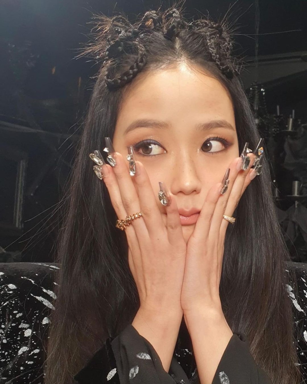 Jisoo的造型美甲