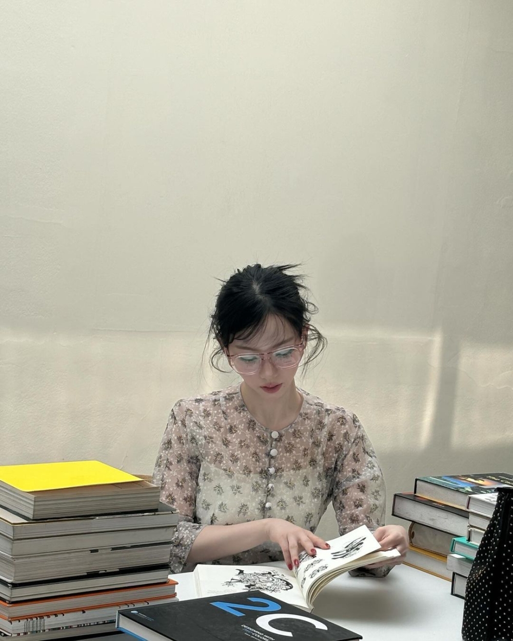 淡色系透膚碎花不會出錯