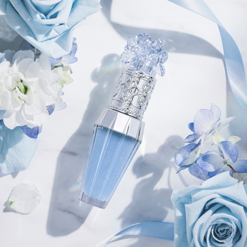 JILL STUAR推出的唇部保濕精華Something Pure Blue是今年限量發售