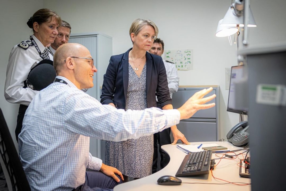 英國內政大臣Yvette Cooper