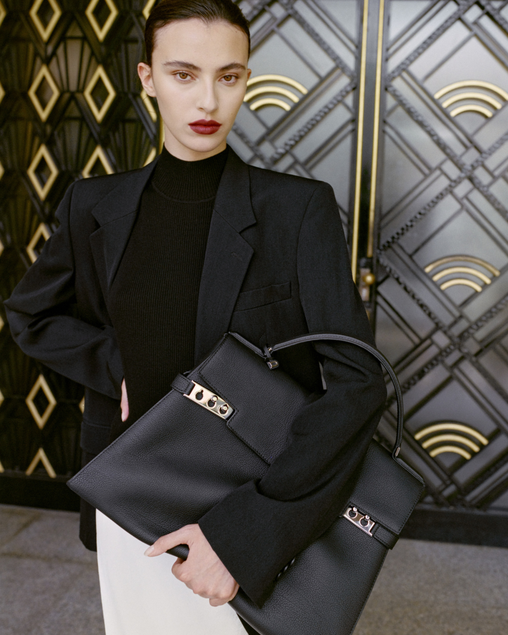 Delvaux Tempête XL 黑色