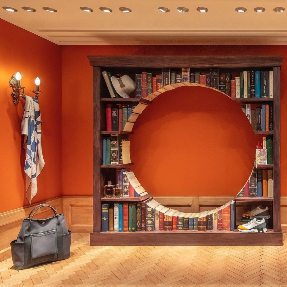 雕塑家Alex Chinneck設計的Hermès愛馬仕動態櫥窗