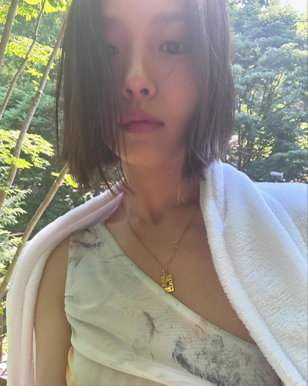 為保持肌膚健康狀態,還會接受專業的醫美療程。