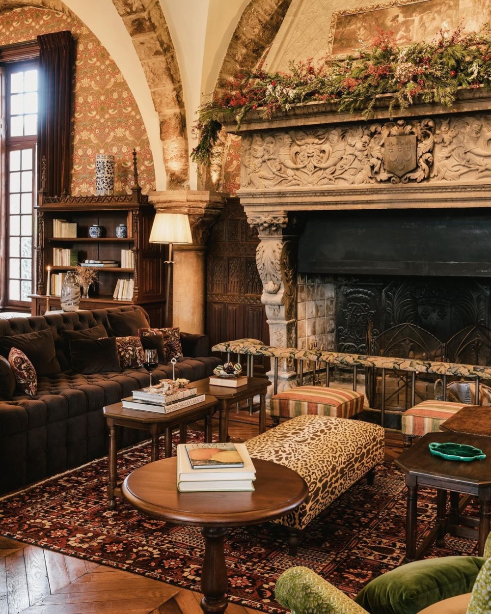 這裡的每一件物品、掛毯、布料及盤子，都盡可能的保持原樣