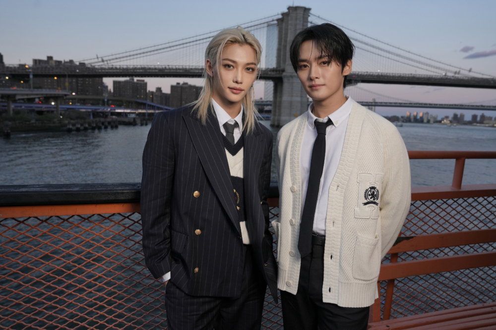 Stray Kids的成員Felix和Lee Know