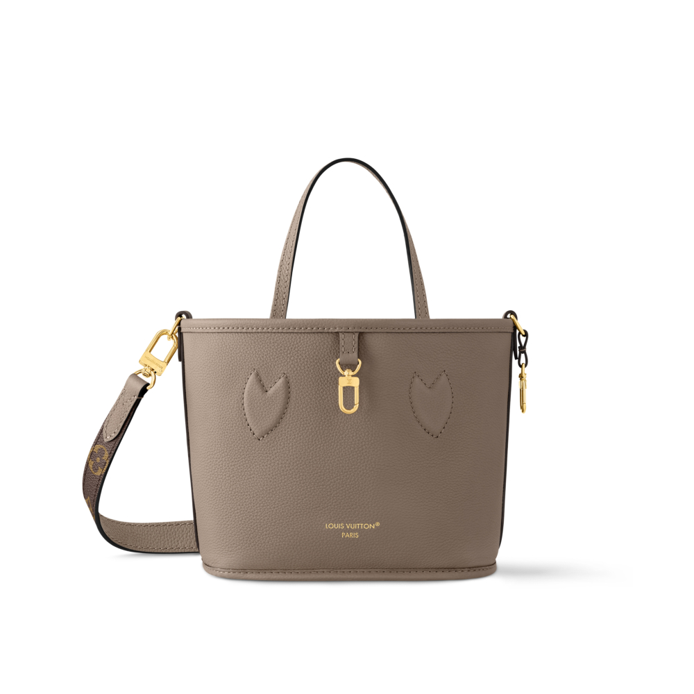 Neverfull Bandoulière Inside Out BB同樣是素面皮革搭配Monogram