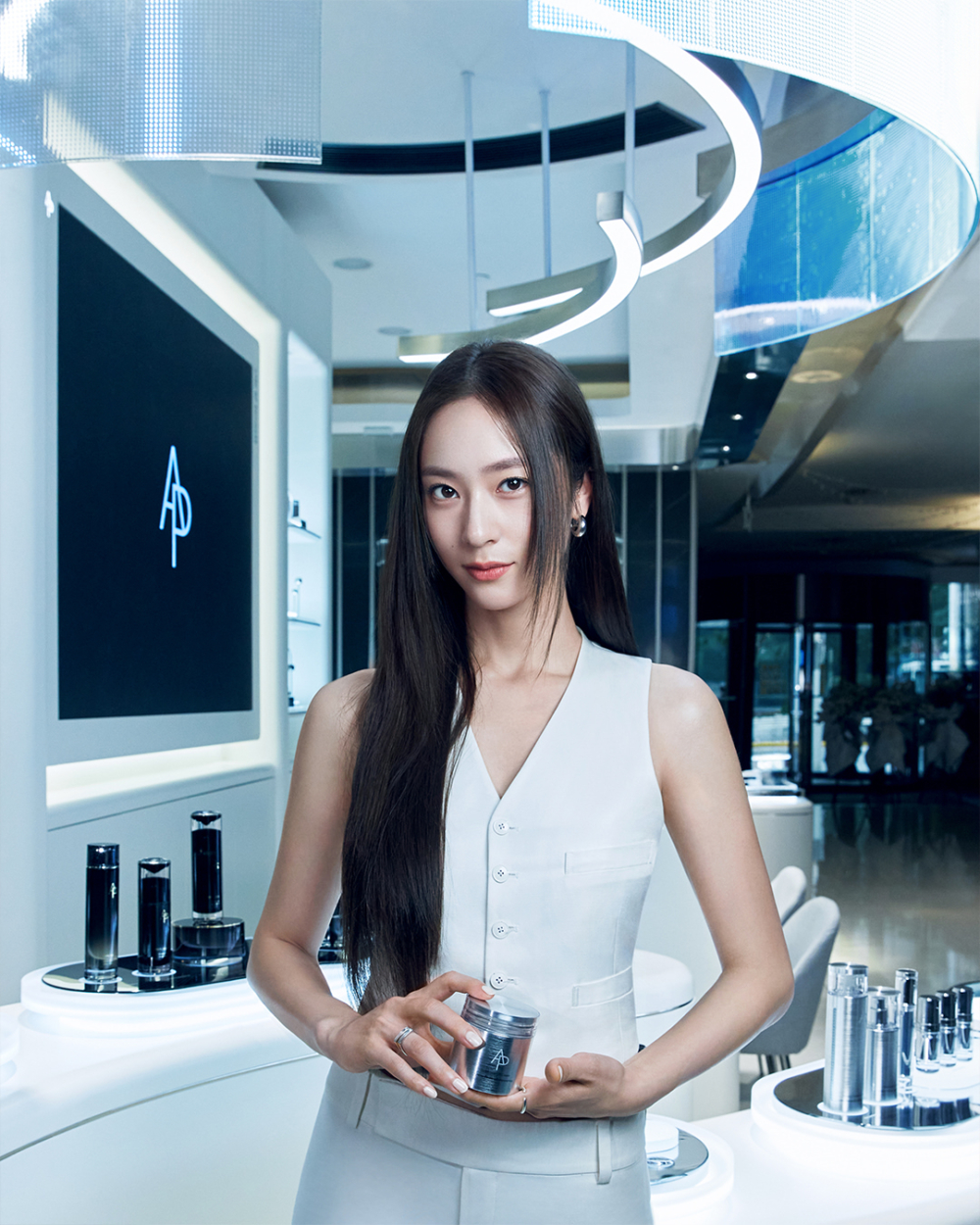 韓國女星Krystal都愛用M.D. 膠原重建緊緻雙效面霜