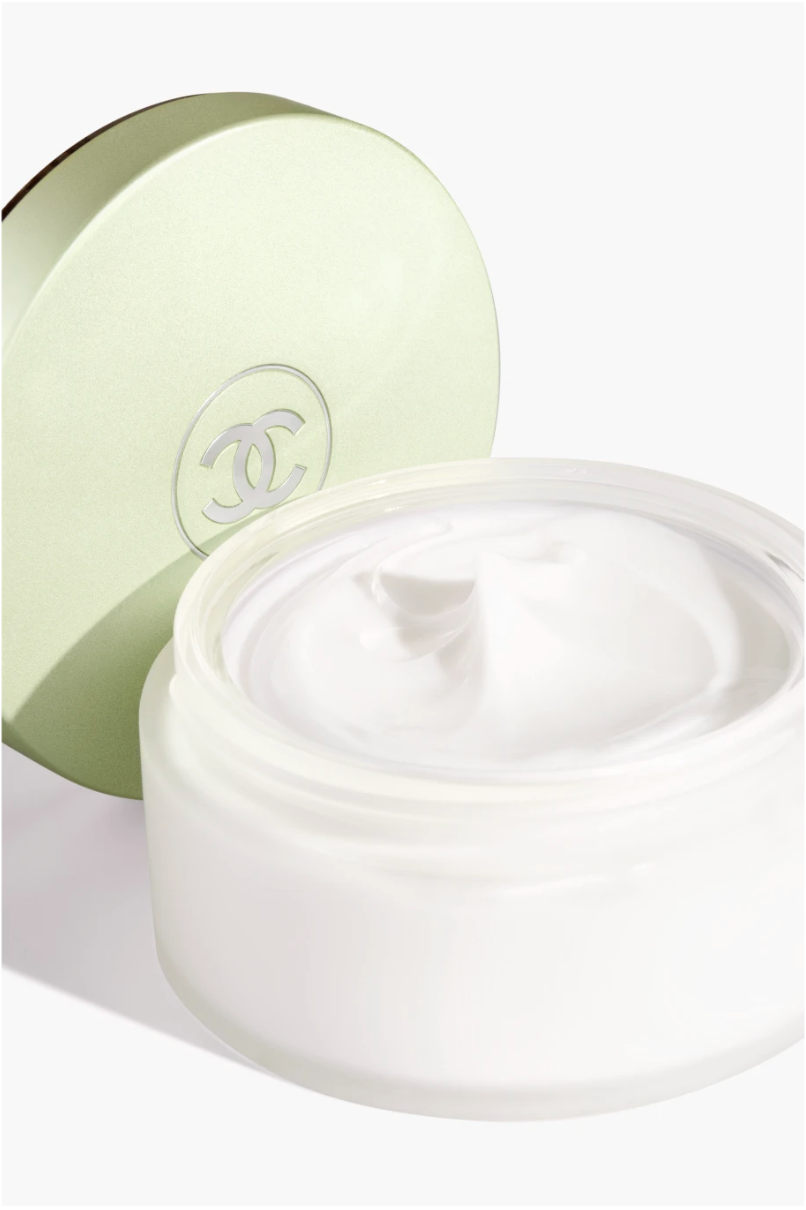 上CHANCE EAU FRAÎCHE身體乳霜，令優雅香氣更持久綻放。