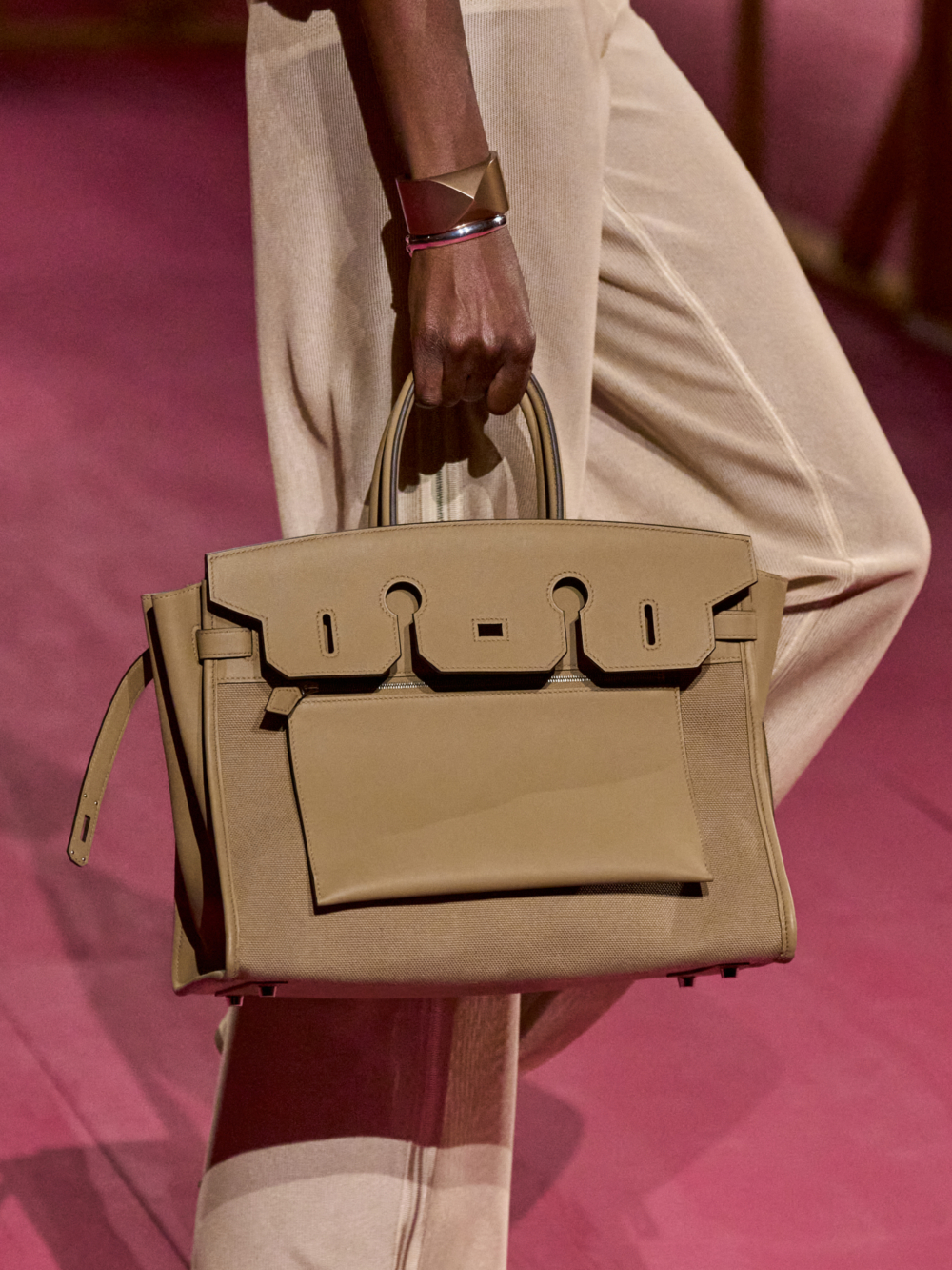 這款反轉Birkin手袋很有特色