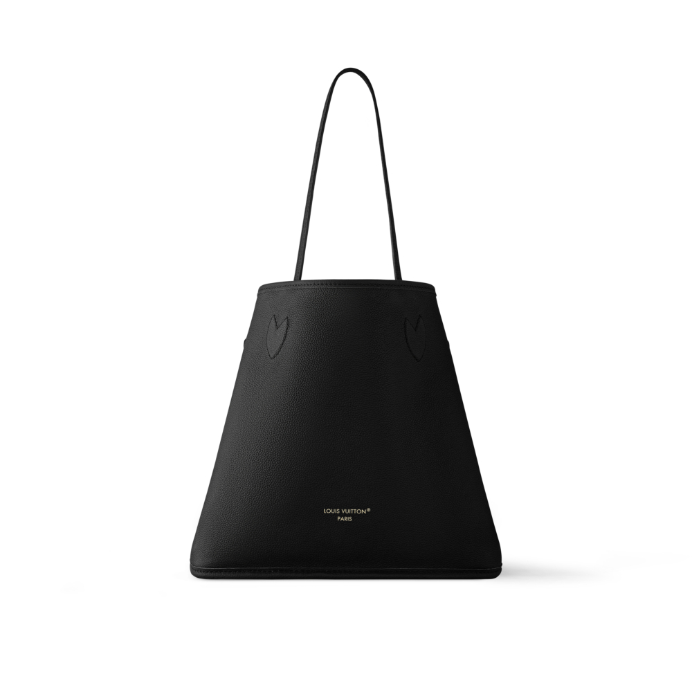 將扣環從內部扣起，包包的側面向內折疊