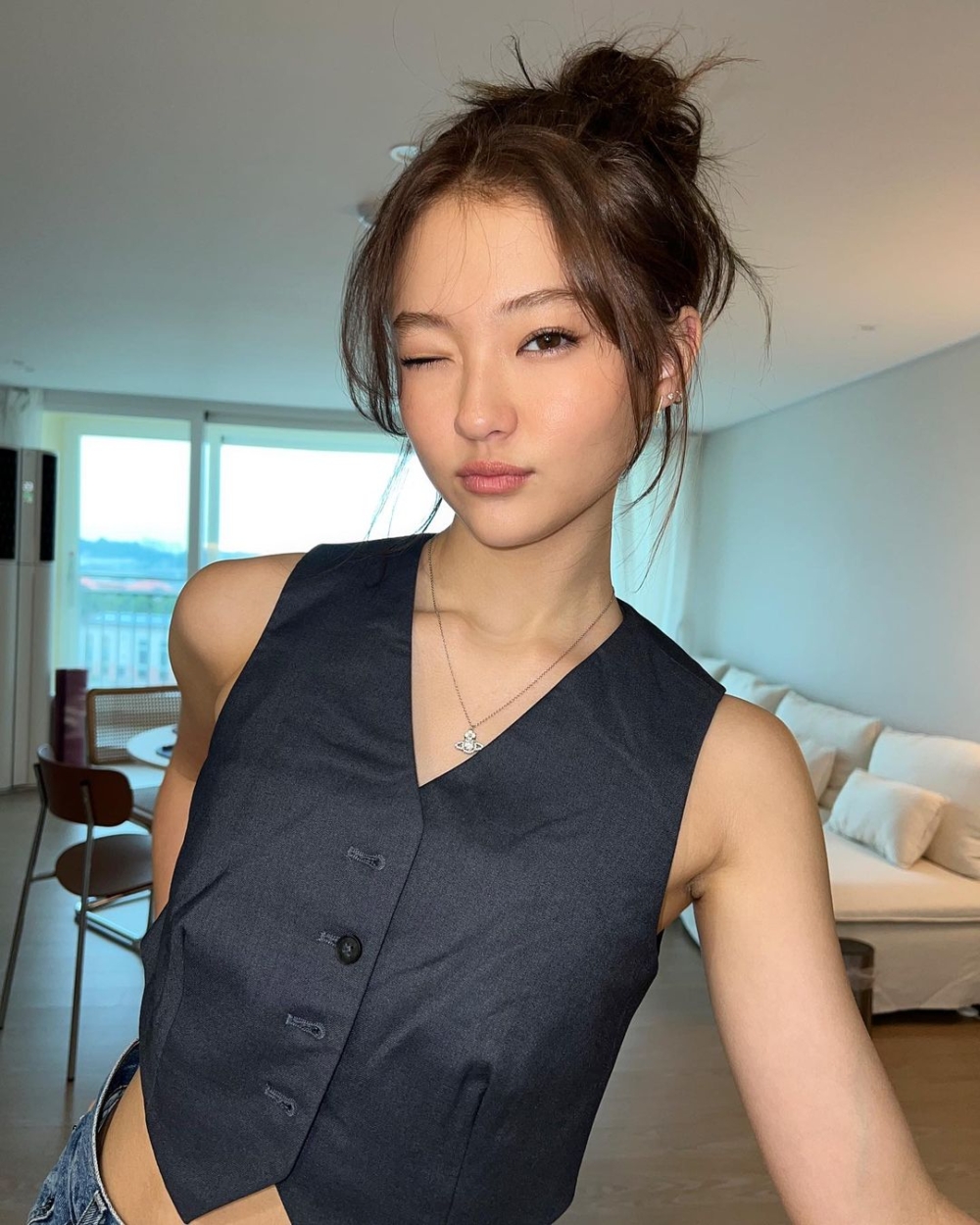 10歲就加入The Black Lable的Ella從小就明星相十足