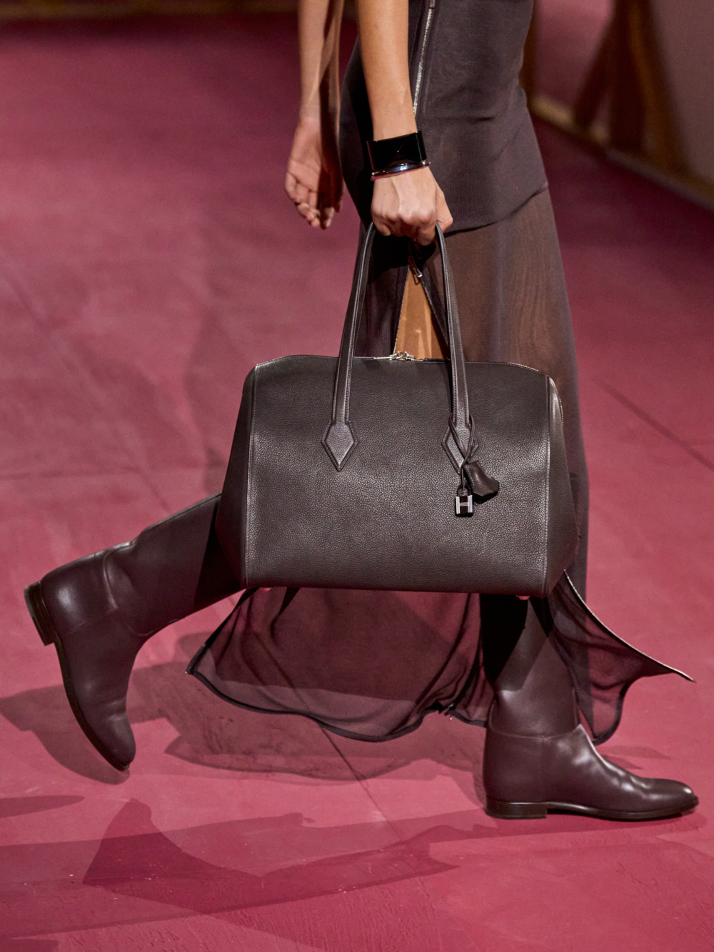 大手袋率性自然