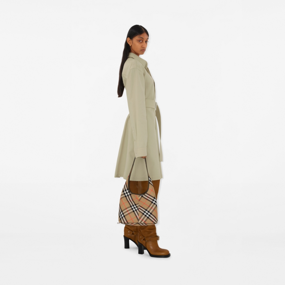 Burberry格紋肩背包