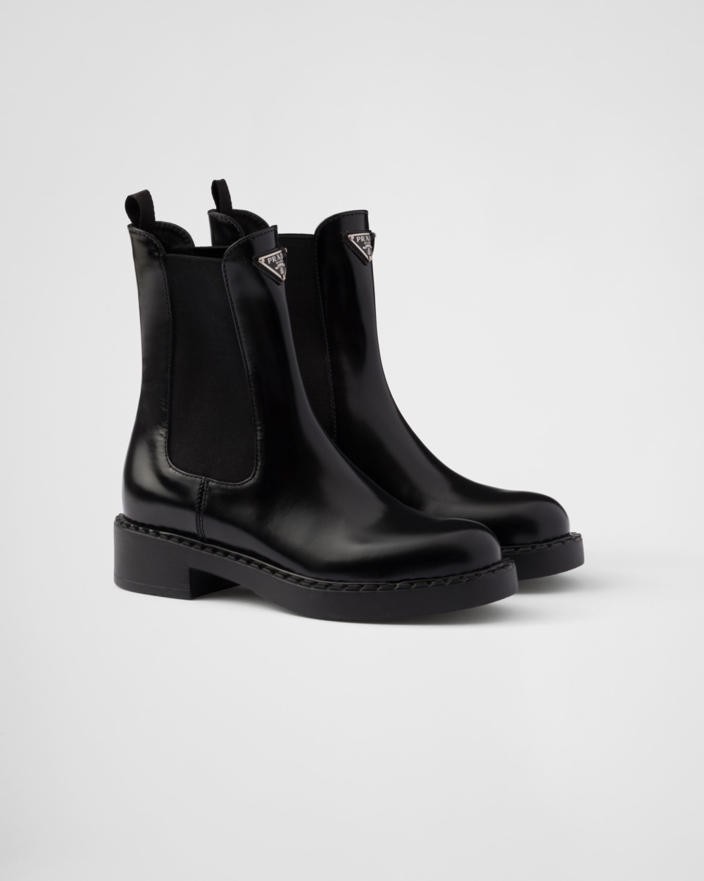 Prada 亮面小牛皮切爾西短靴