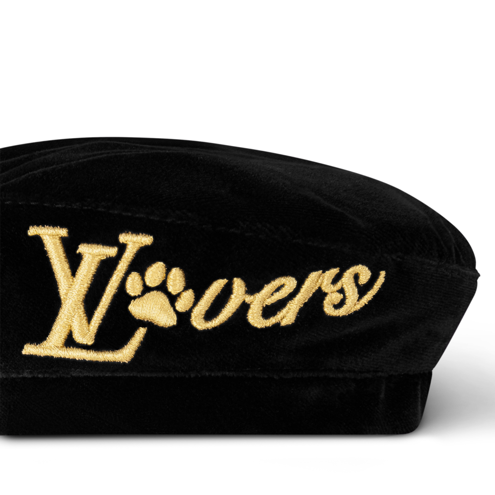 狗貝雷帽PM，HK$3,500／狗貝雷帽MM，HK$3,900