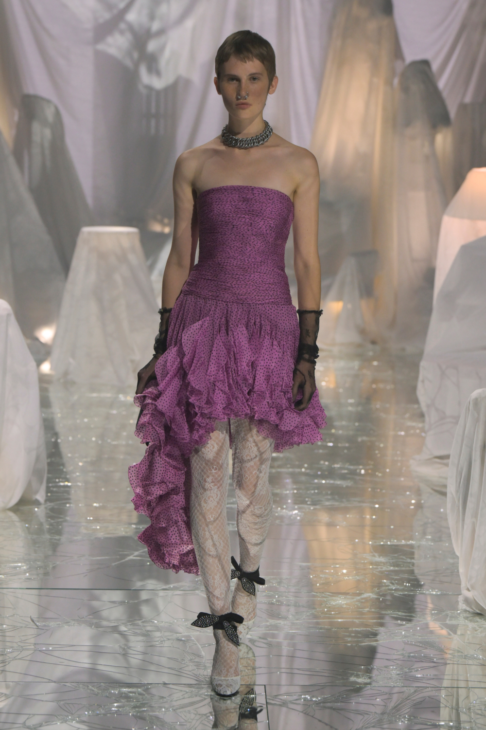 Valentino SS25春夏系列