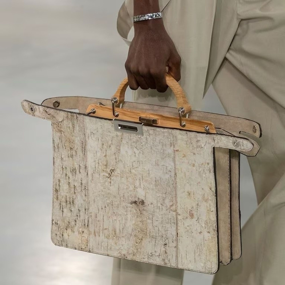 FENDI 攜手隈研吾，推出聯名配件