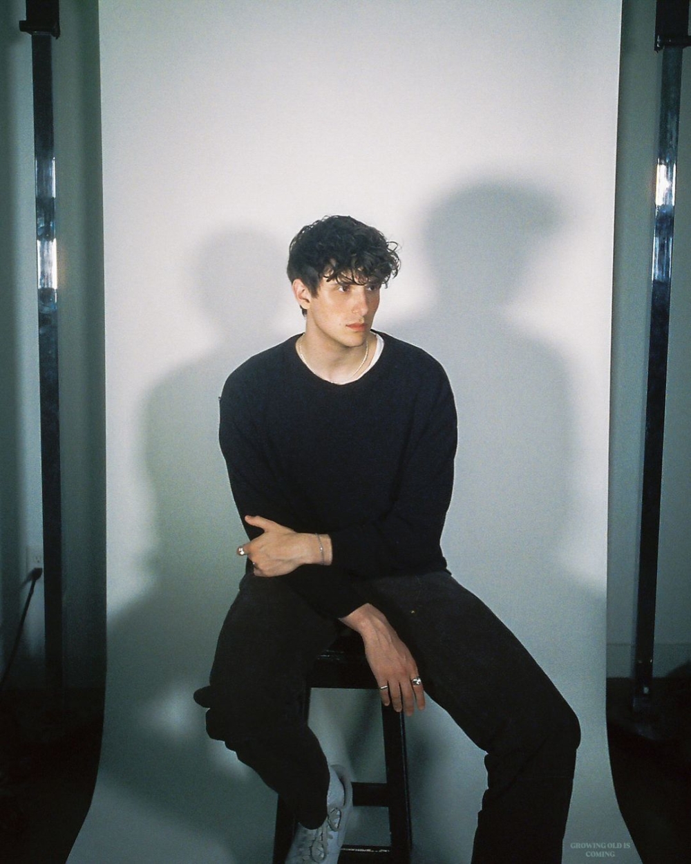 JVKE的名氣就像滾雪球壹樣越滾越大