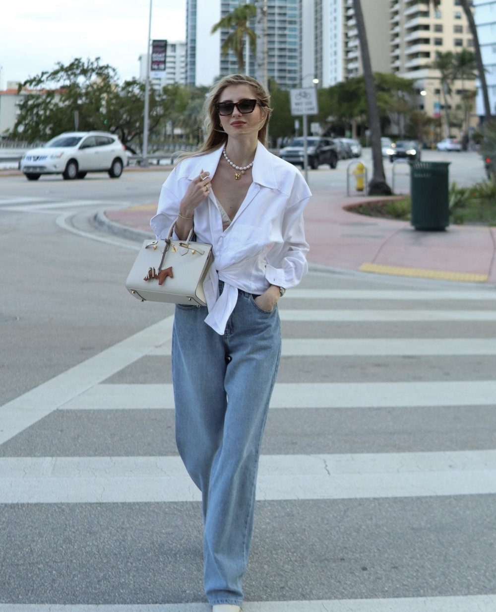 輕鬆時尚感同時又兼具舒適度。