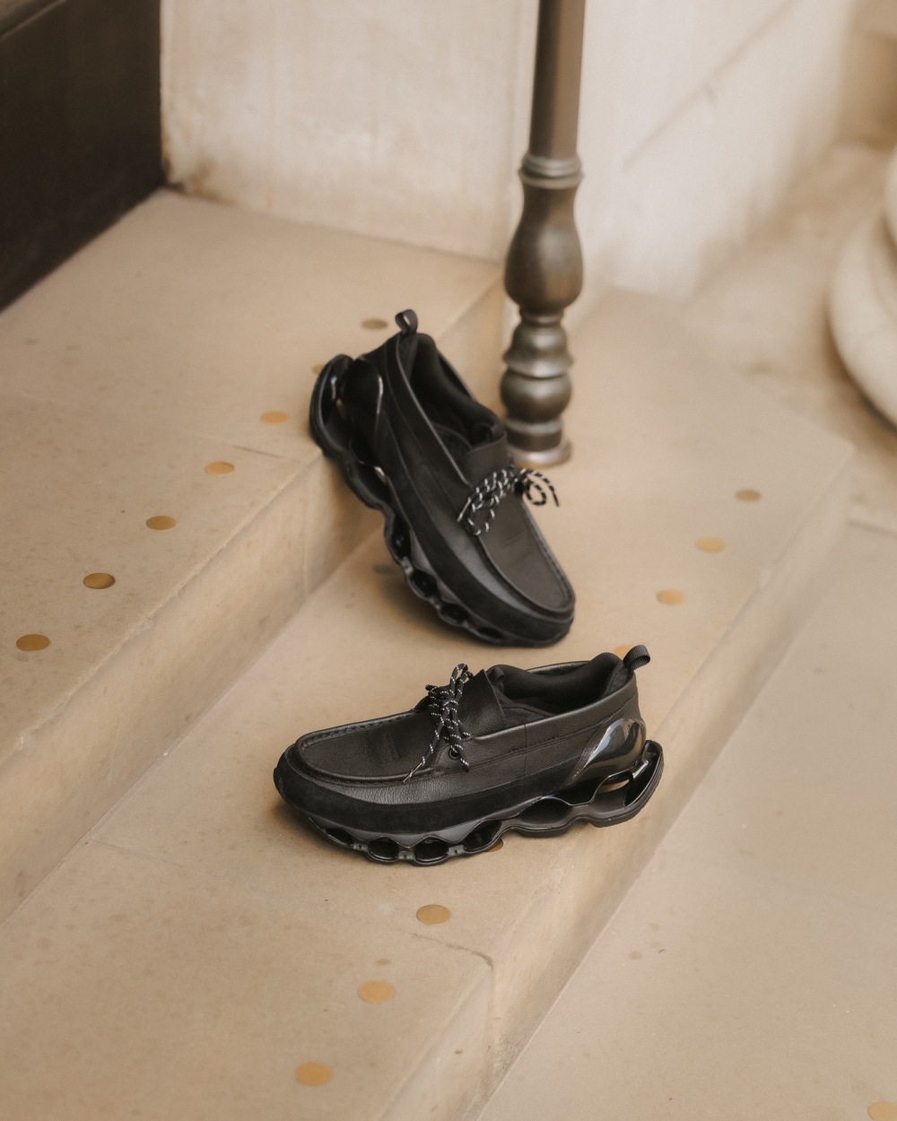 Mizuno獨家研發的「Wave Prophecy」波浪鞋底