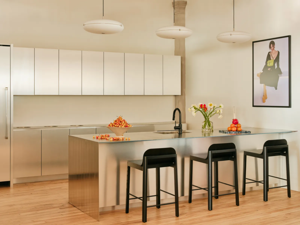 新穎、復古和個性化的單品輕鬆地混合再一起。