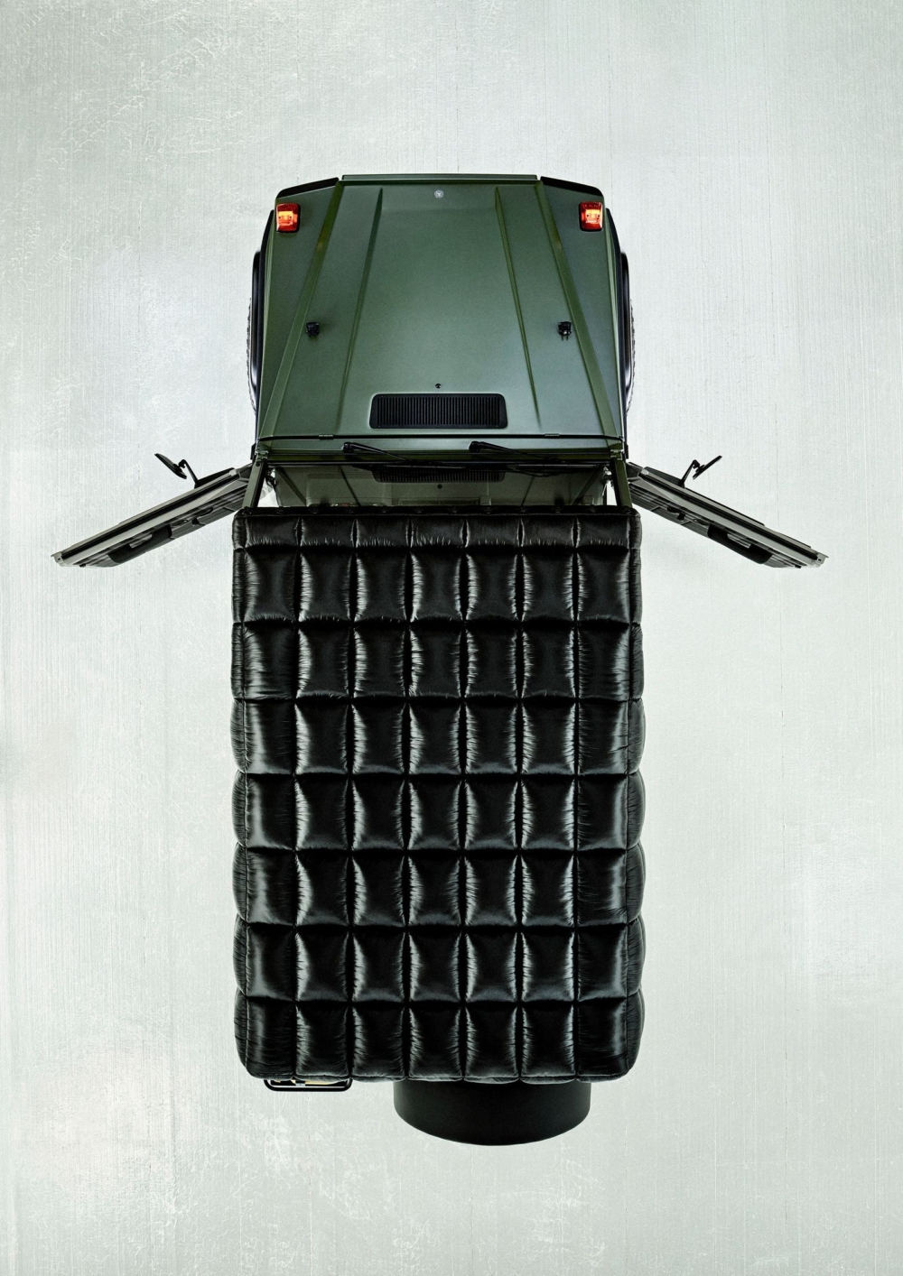 以藝術的角度詮釋Moncler的時尚語言