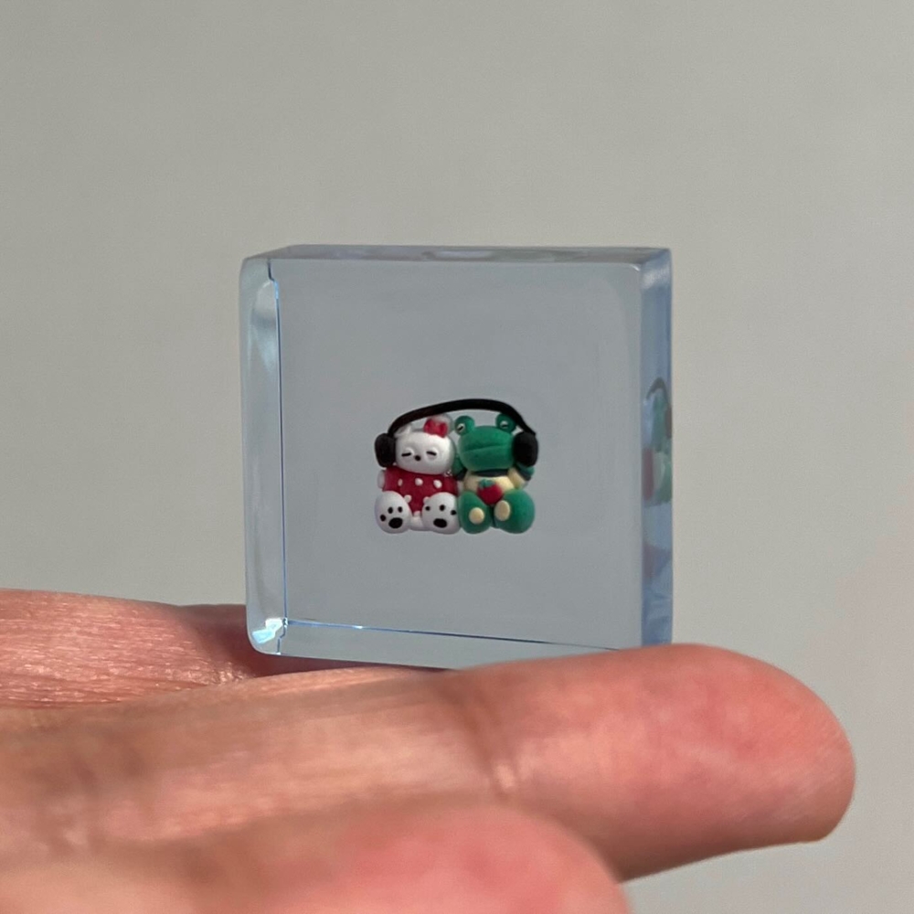 她的設計吸引了眾多喜愛個性化設計的藝術迷