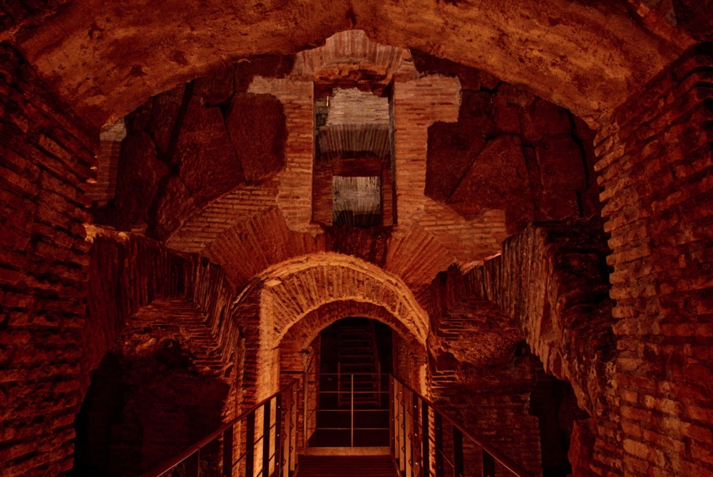 親身感受羅馬競技場的歷史氛圍