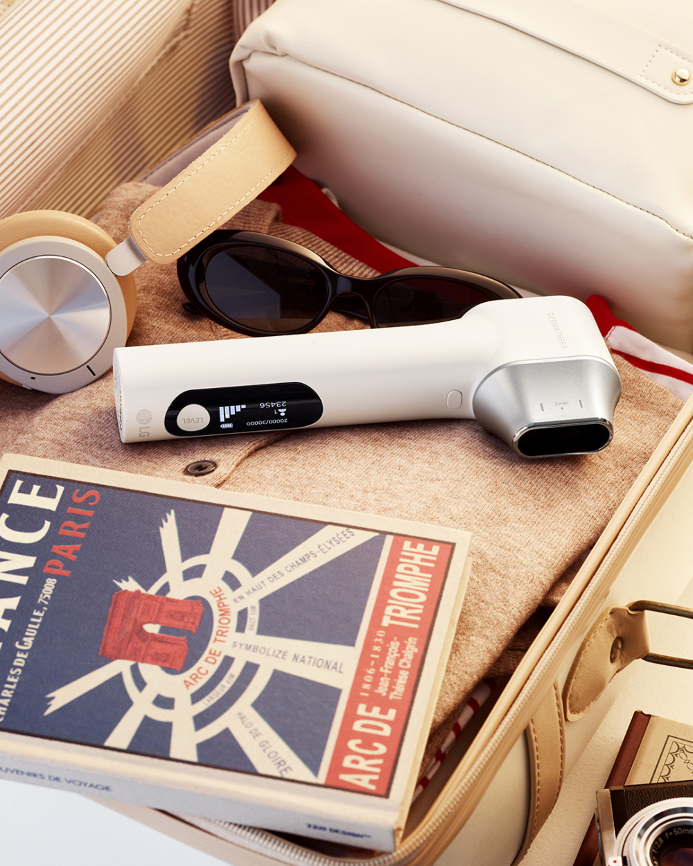 使用後促進膠原蛋白的生成,全方位拉提輪廓讓歲月不留痕