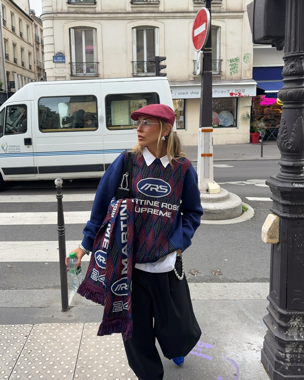 手袋上也可以披上領巾、圍巾