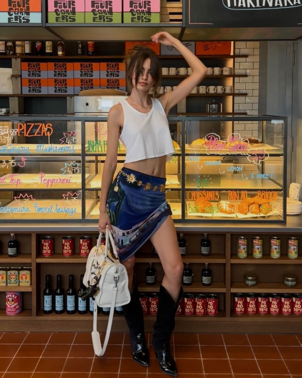 牛仔靴的V型設計能修飾腿型