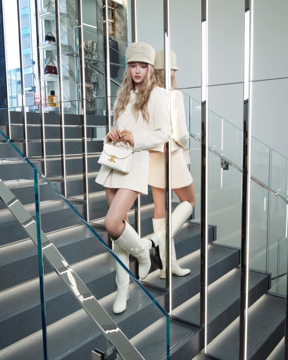 騎士靴是靴款中最為經典的，以俐落的剪裁和直筒的設計受到歡迎