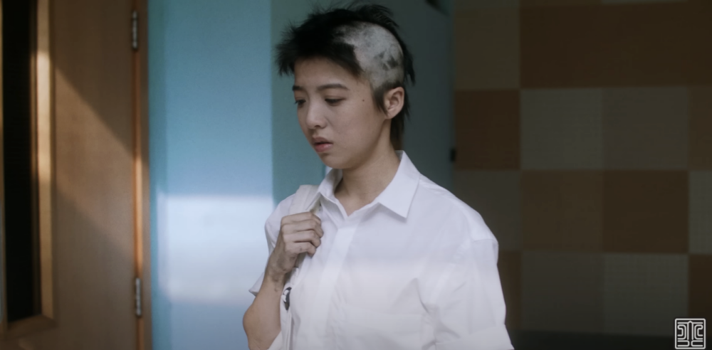 她的演繹成為MV中最難忘的部分之一