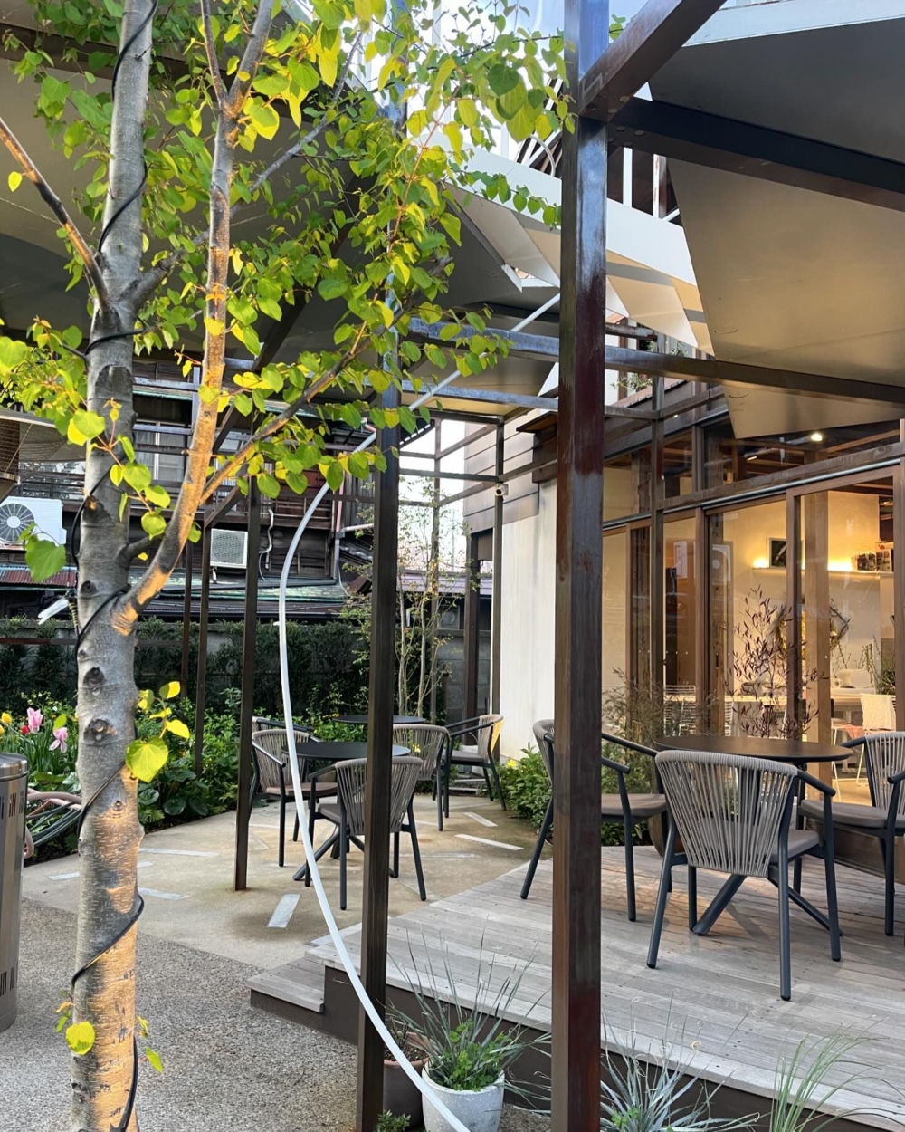 150年老字號花店「花重」花重．花重谷中茶屋