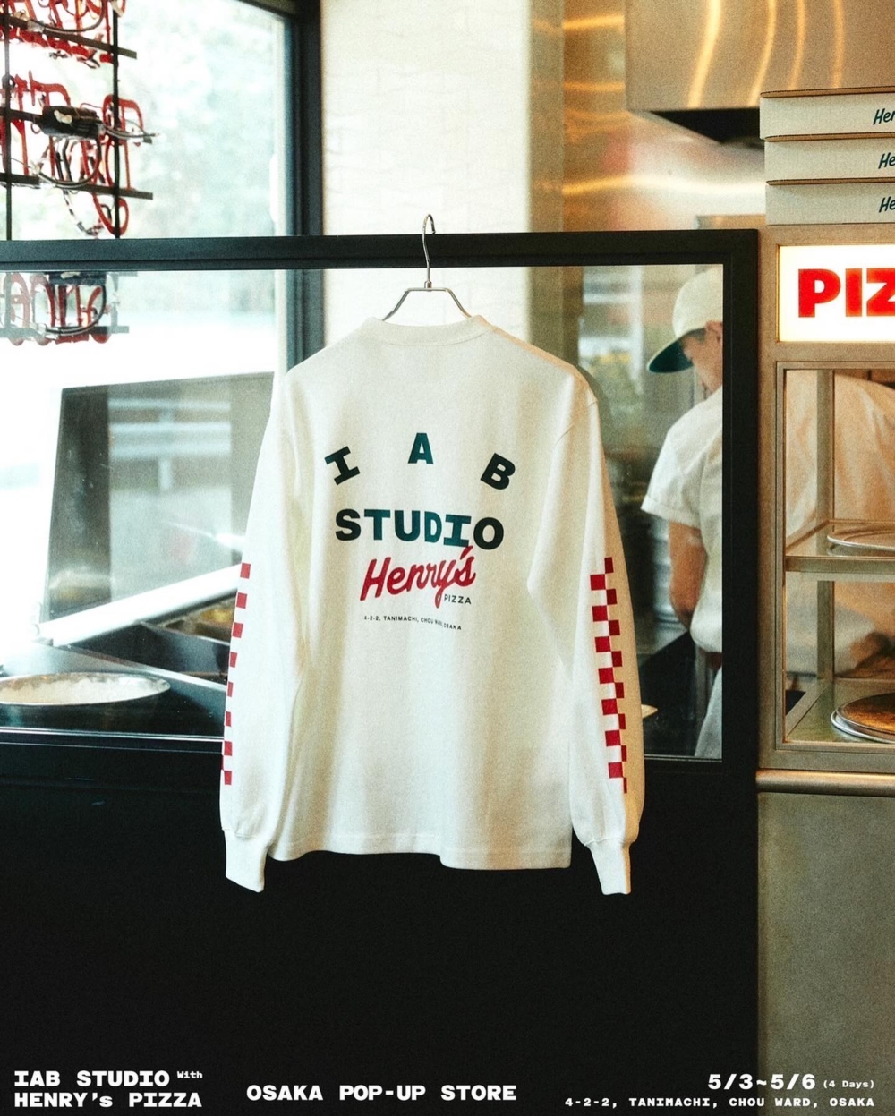餐廳中不僅供應各種創意美味的Pizza,還提供了很多聯名商品