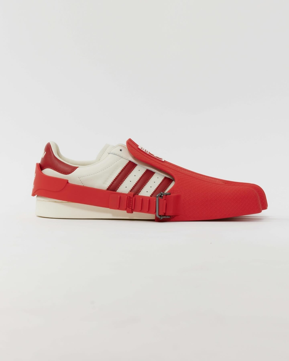 AVAVAV × adidas Originals系列