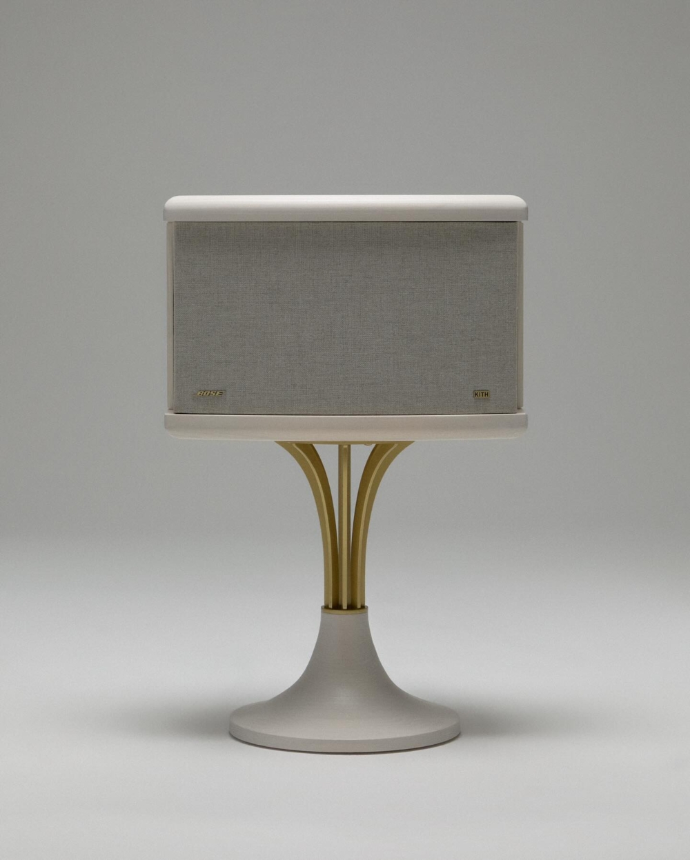 Bose音響攜手 KITH 打造全新901揚聲器