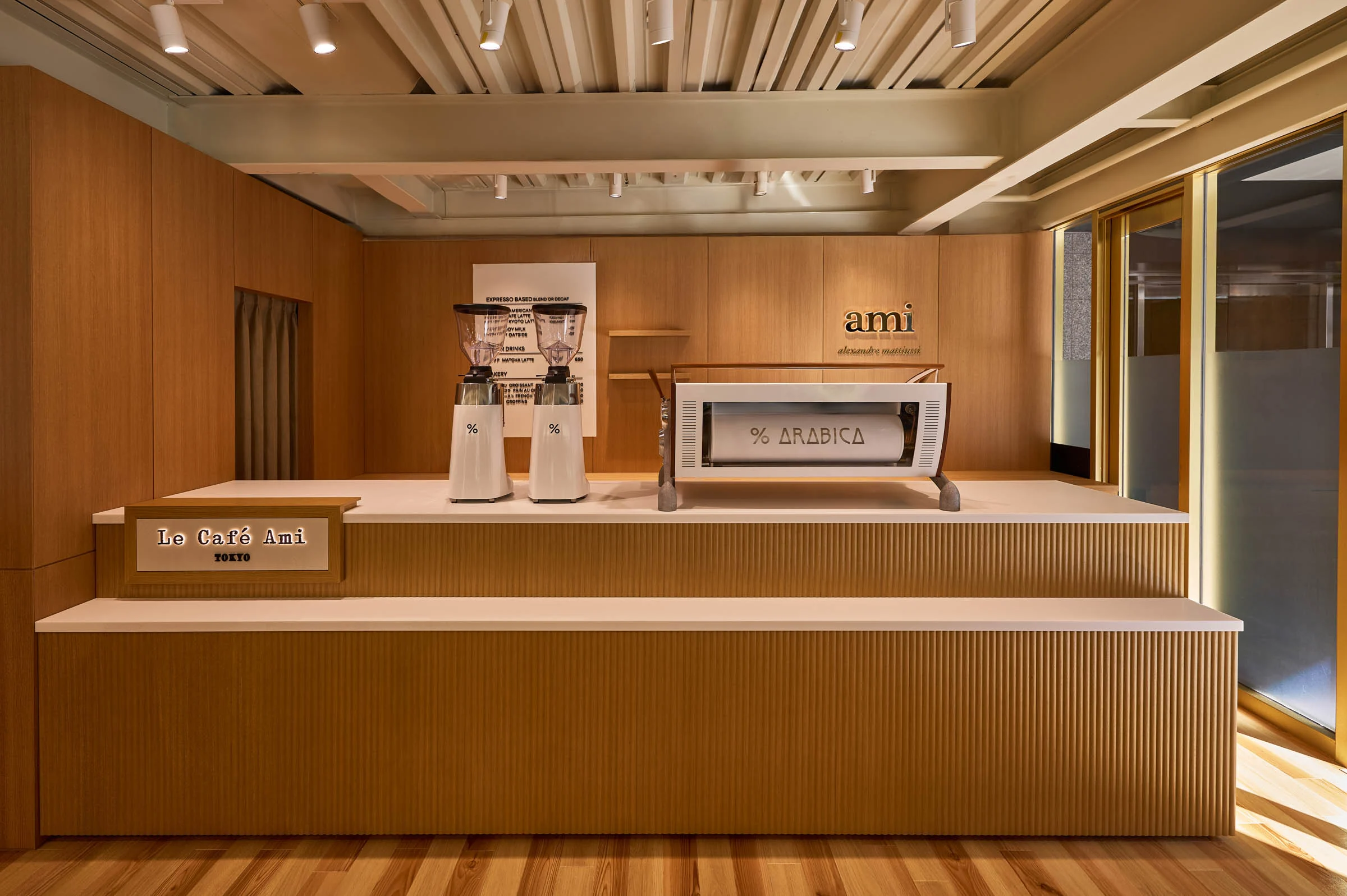 一樓咖啡廳AMI PARIS’s CAFÉ