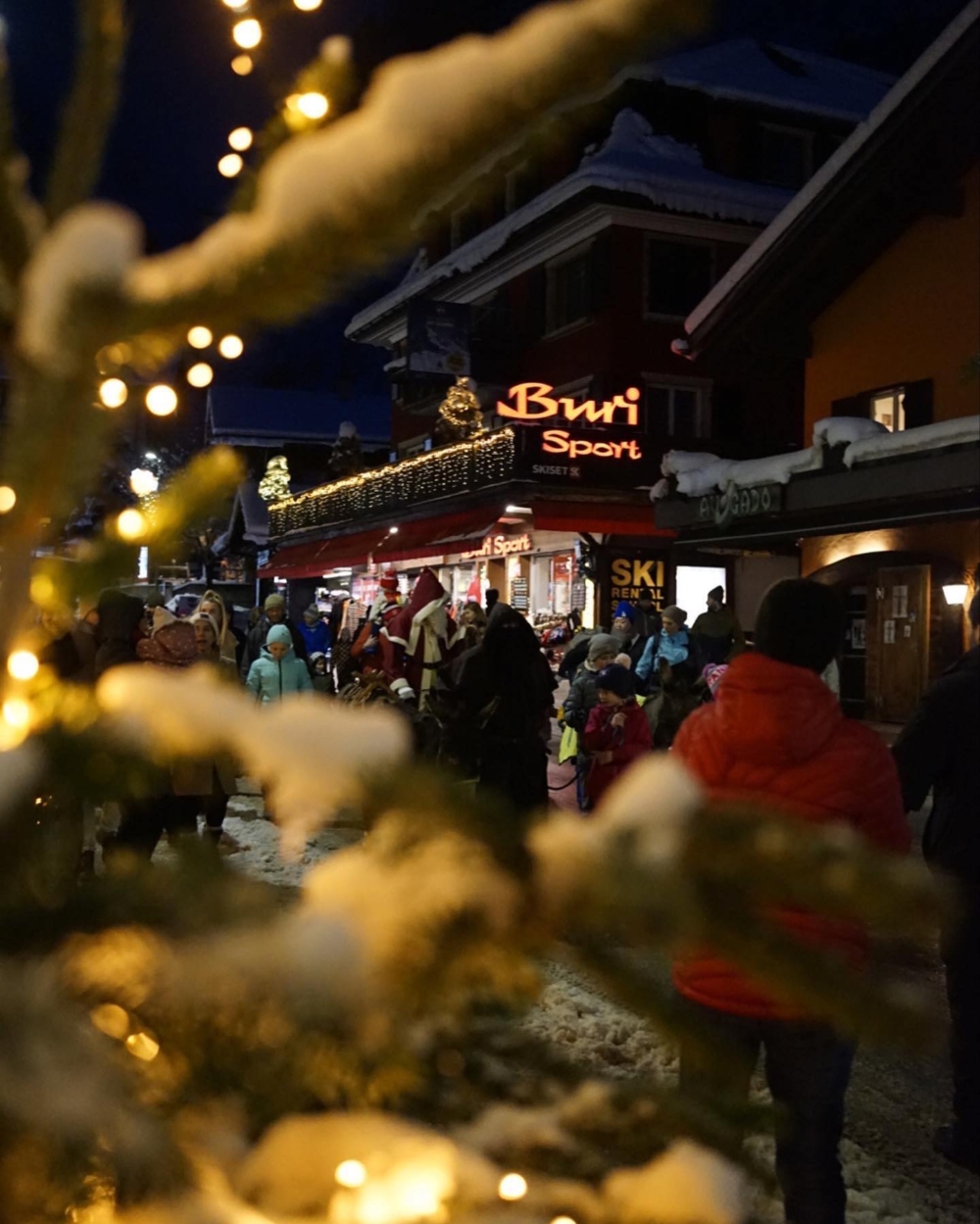 冬季的Grindelwald更是童話般的雪國世界,吸引了無數滑雪愛好者和節日旅客