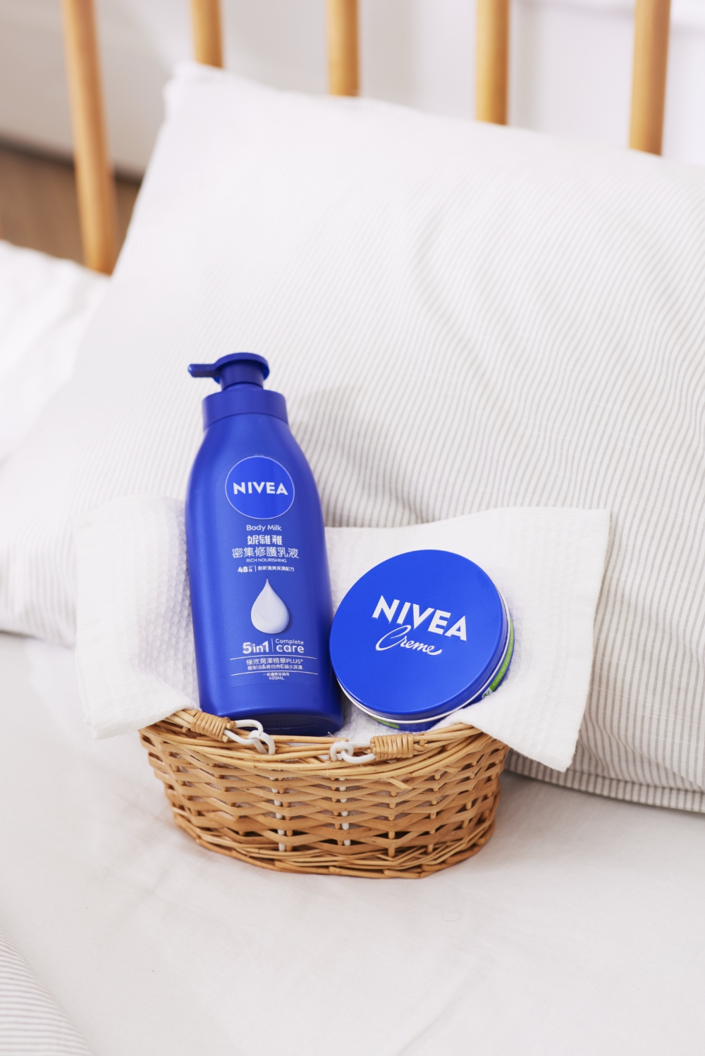 今年秋冬,快使用No.1保濕首選:nivea小藍罐妮維雅國民小藍罐以及國民乳液來守護肌膚