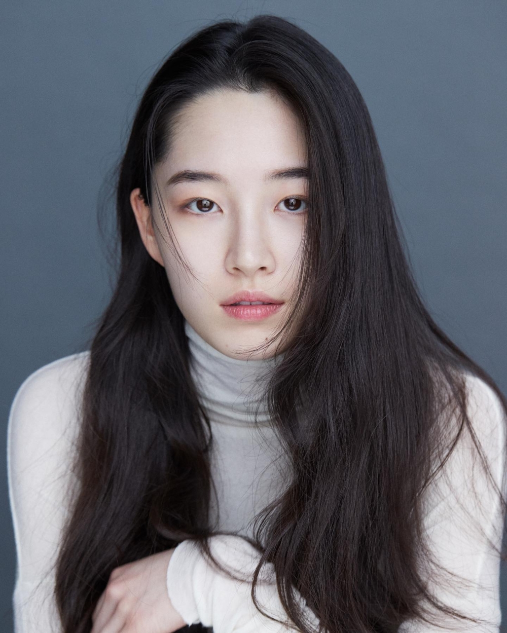 剛滿25歲的新人演員