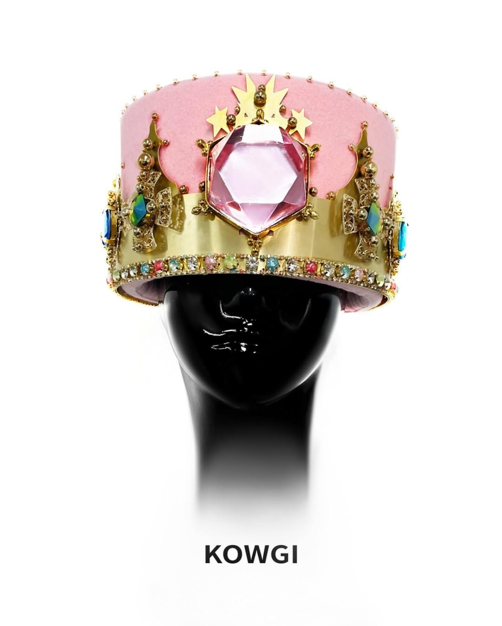 韓國國寶級珠寶首飾設計品牌KOWGI專門為GD訂製