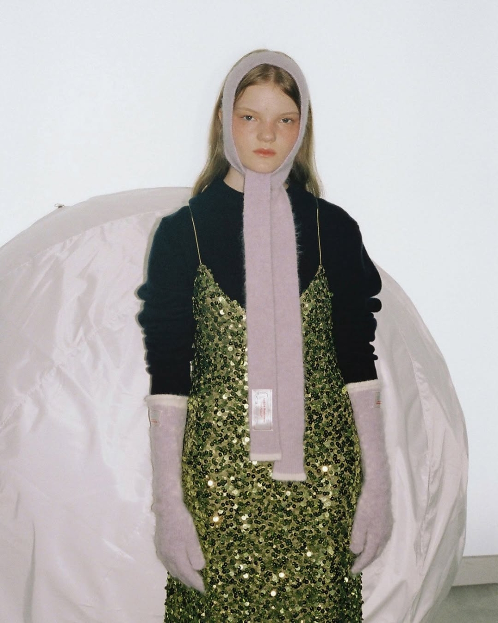 當成帽子會有現在流行的巴拉克拉法帽（Balaclava）風格