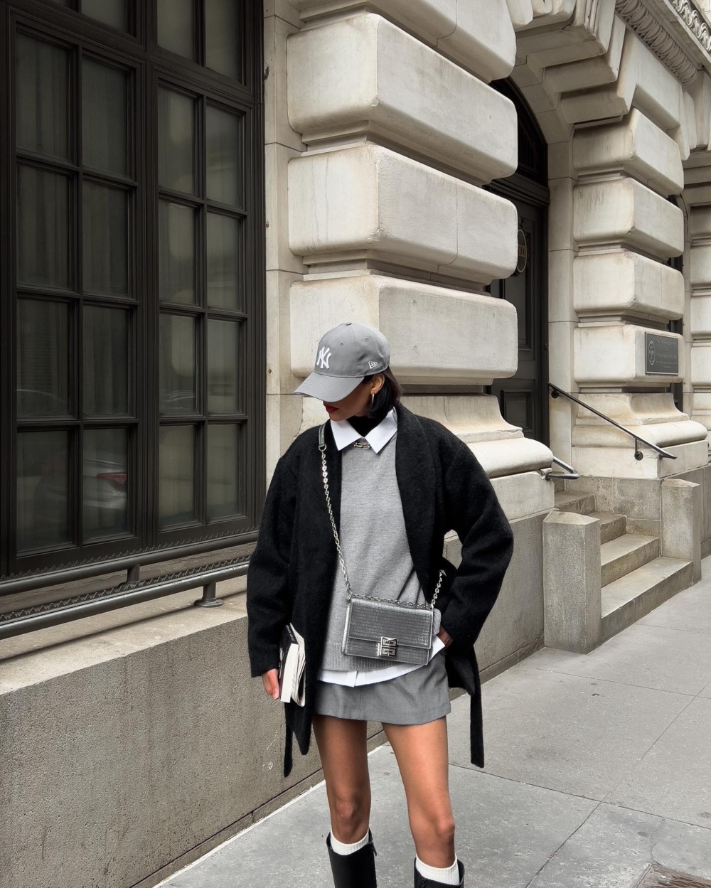 「襯衫+針織背心」穿搭公式