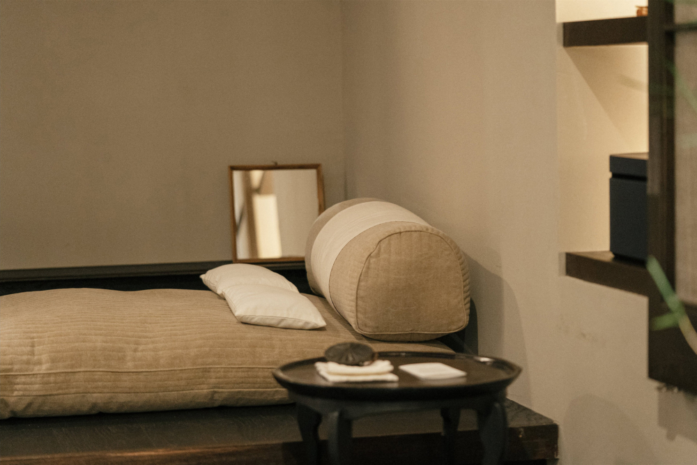 每間客房均配有現代化衛浴設施與高級床品