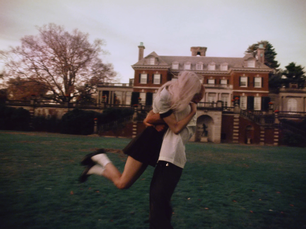 〈Toxic till the end〉MV