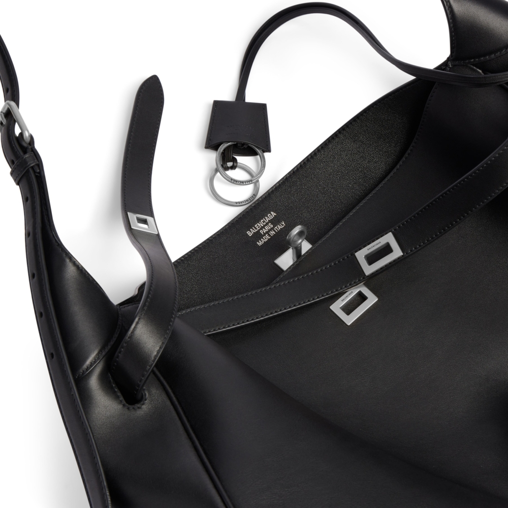 Bel Air包包取名於加州洛杉磯的一處住宅區。