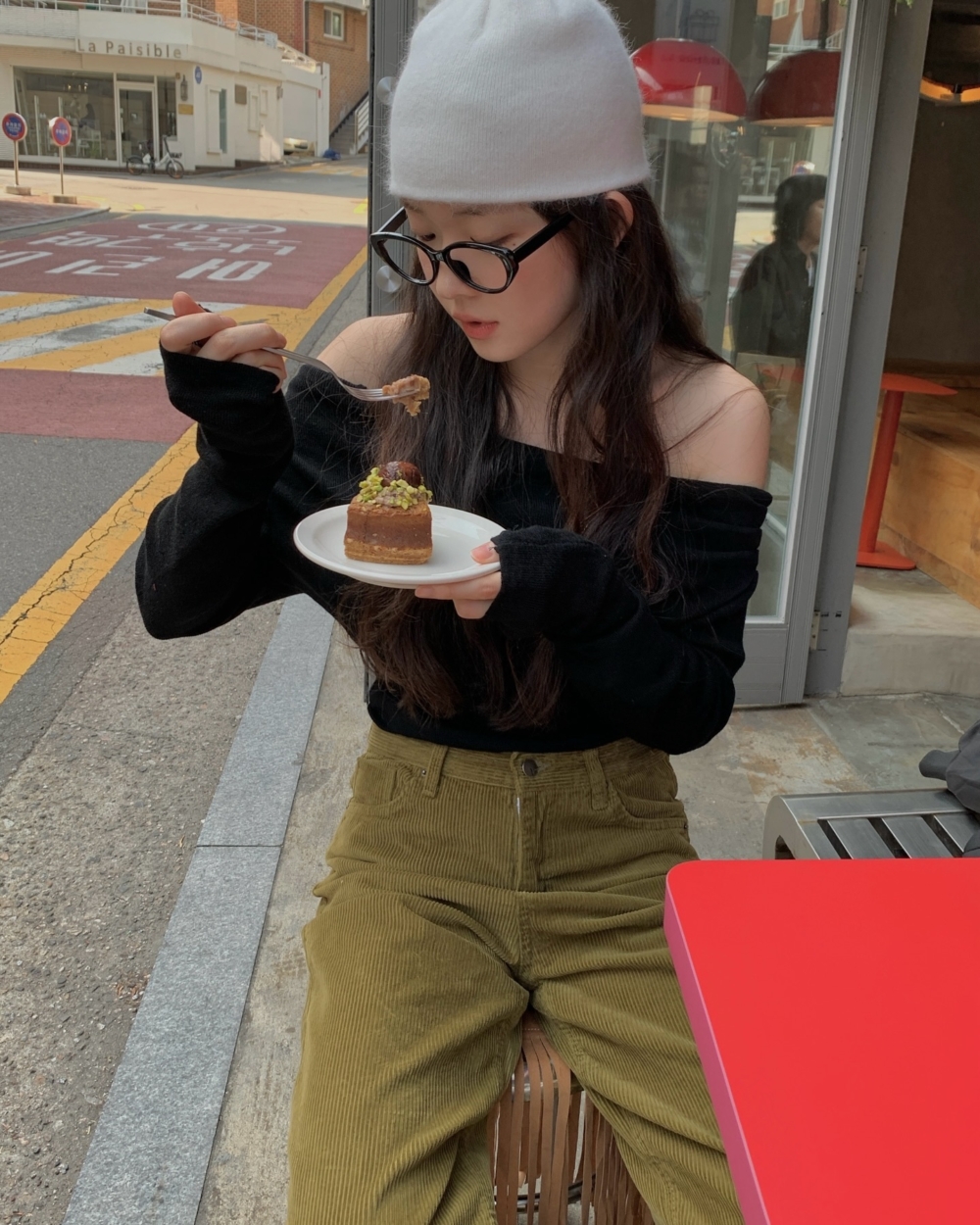 燈芯絨長褲穿搭