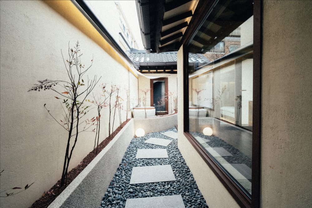 在THE CHAE，可以獨自享受一個人的時光，享受傳統韓屋帶來的浪漫與自由