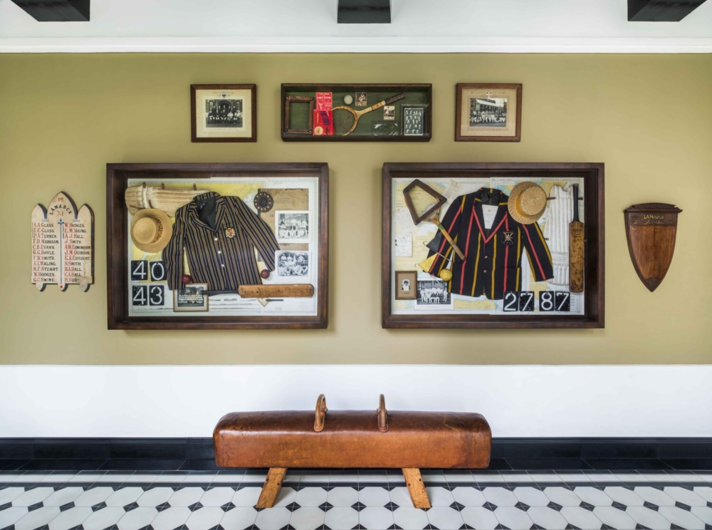 酒店前身為越南一所富裕的法國殖民地寄宿學校拉馬克大學